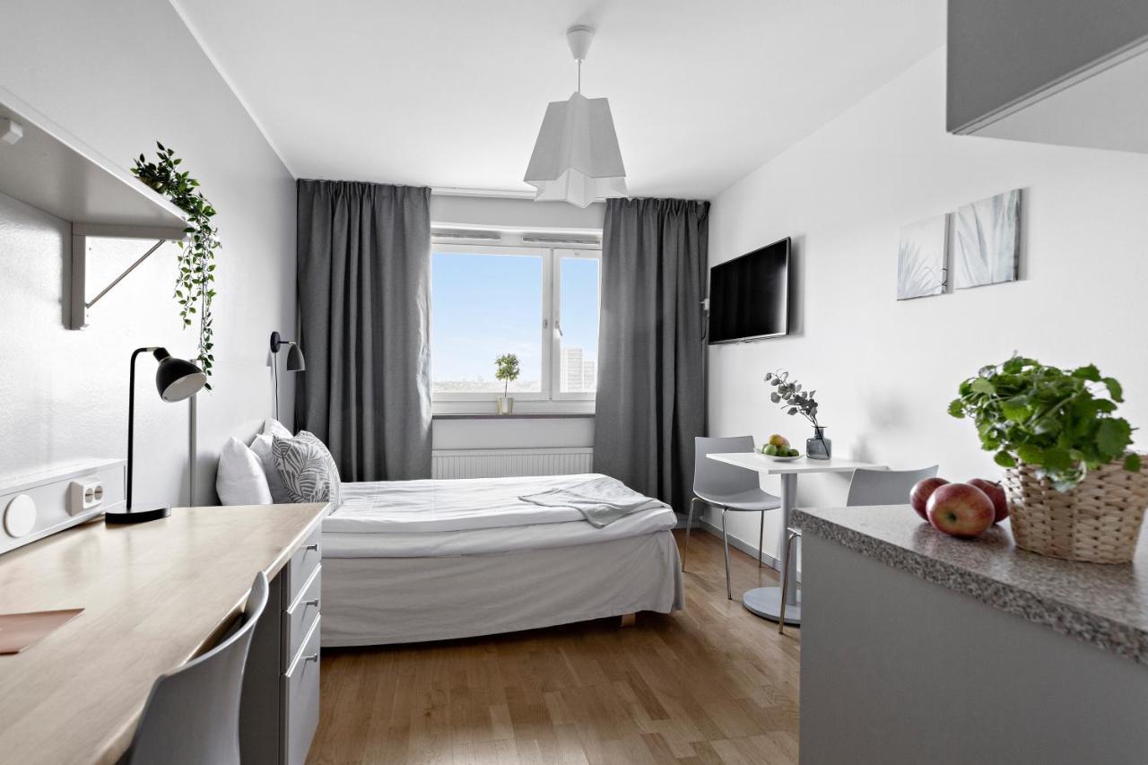 Forenom Aparthotel Stockholm Alvik Kültér fotó